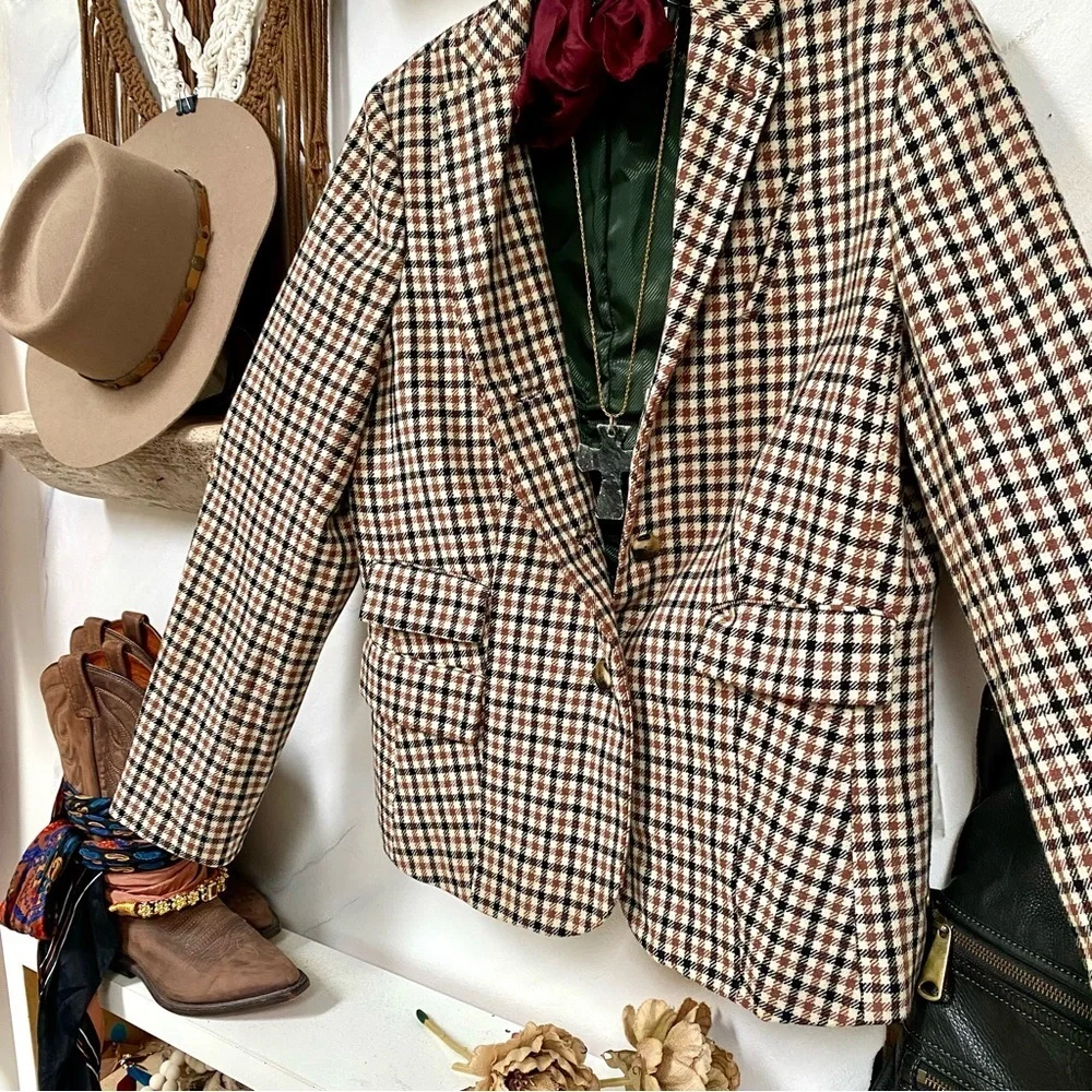 UPCYCLED patchwork detailing Wool boho blazer w equestrian cabin vibe - Picture 6 of 16